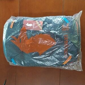 Cotopaxi Allpa 28L Travel Pack NWT